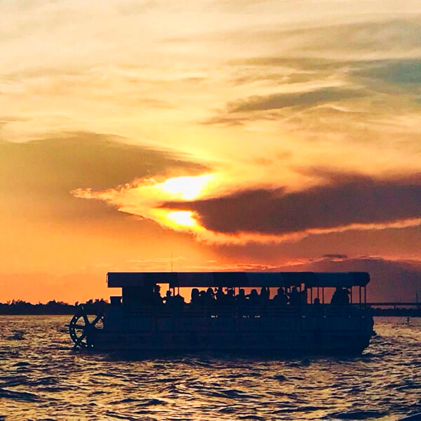 Harbor Bar party boat cruising in Charleston